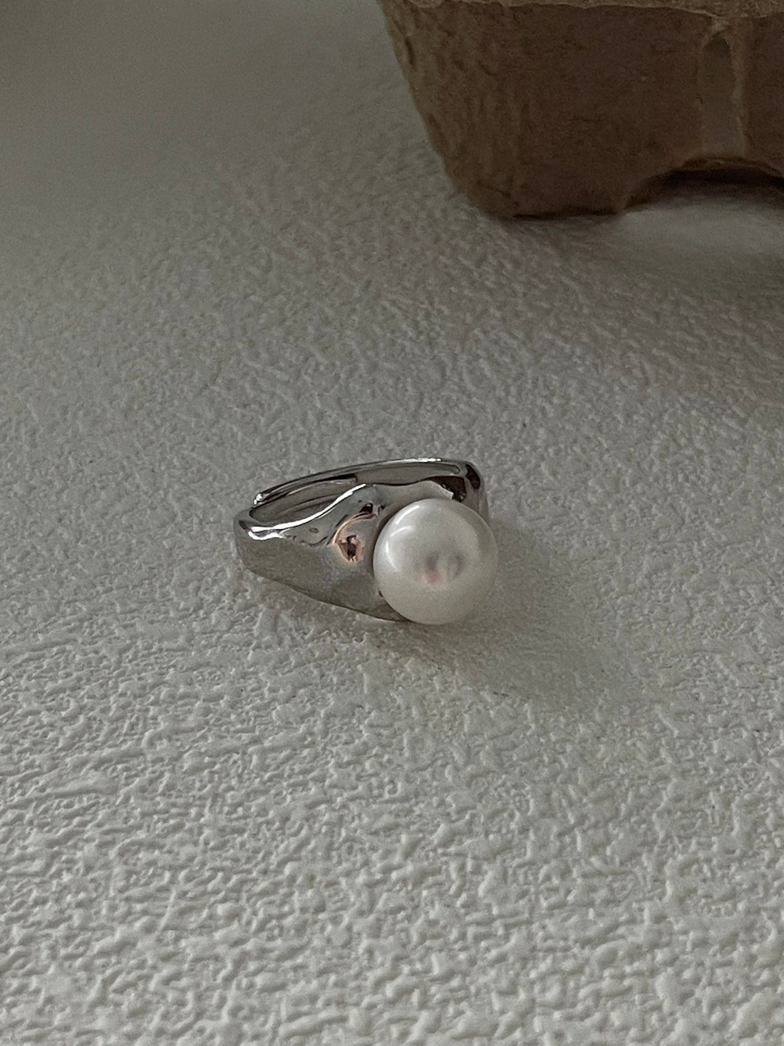 Minimalist Natural Pearl Ring